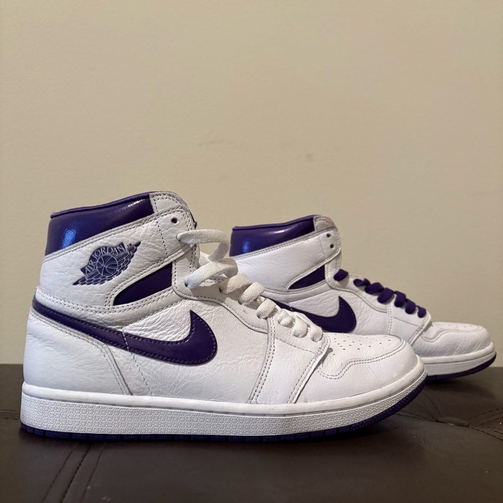 Nike Air Jordan High-Tops in White and Purple